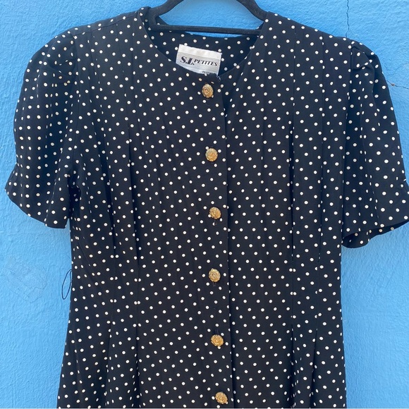 Vintage 80’s black and white polka dot midi dress, size medium, gold buttons - Picture 5 of 12